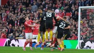 英超-迪亚洛绝平 曼联2分钟内丢2球2-2森林结束三连胜