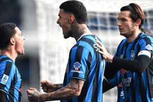 4人进球！意甲惨案诞生，帕拉迪诺笑了，逼近尤文图斯