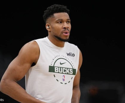 曝勇士为得到字母哥愿付出一切 除了库里都能动