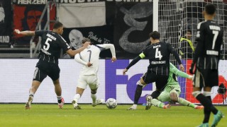 欧冠联赛阶段第8轮：热刺2-0法兰克福 穆阿尼、索兰克建功