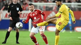 法甲保级生死战：南特主场破咒难 巴黎FC客场抢分博弈