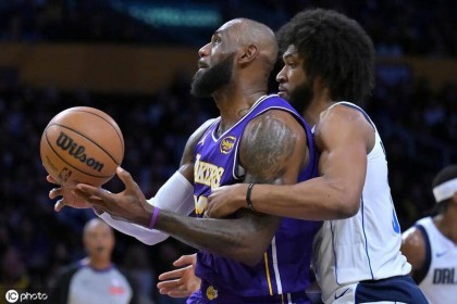 纪录收割机！詹姆斯再迎里程碑 一战超爵士两大名宿