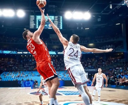 欧洲杯各队NBA球员表现:马卡爆发约老师高效 铂金最低迷